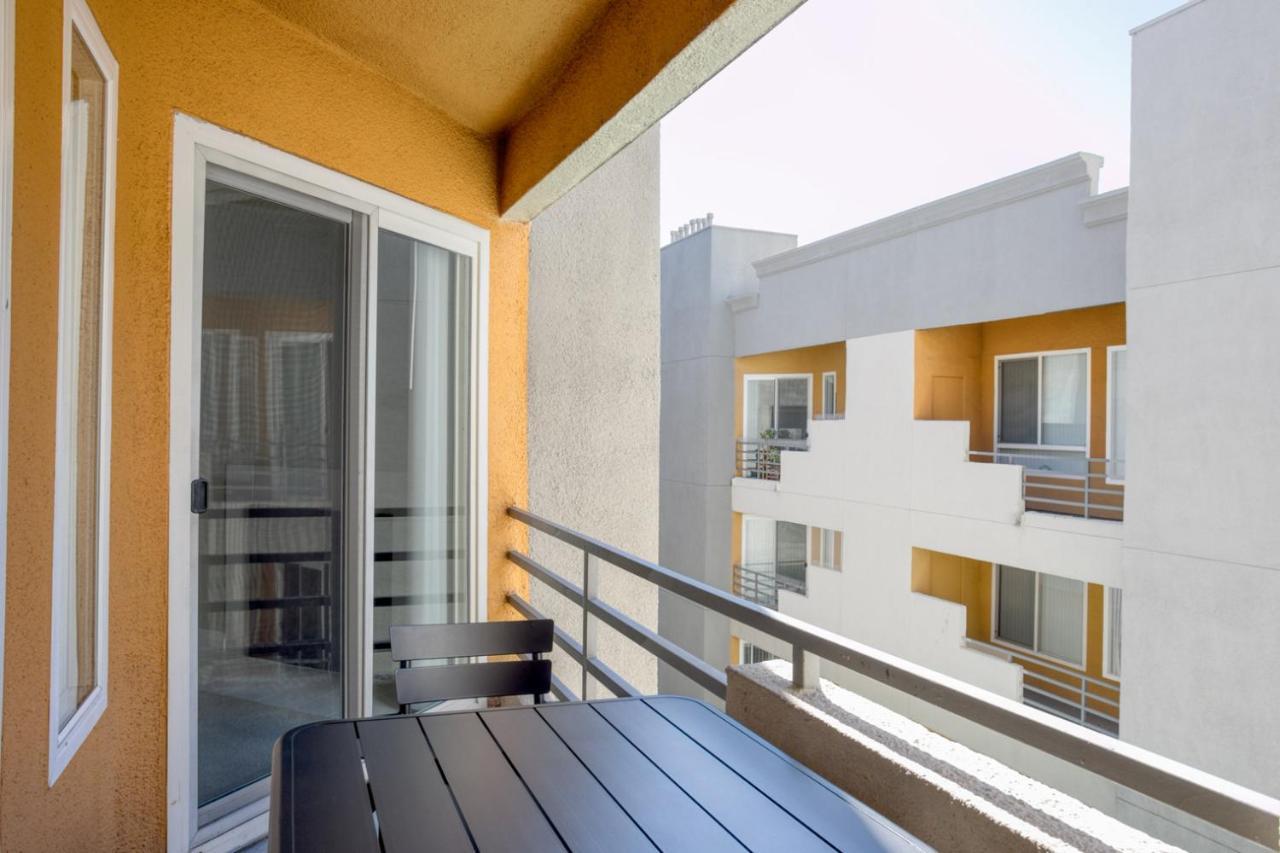 Appartamento Hollywood 1Br W Gym Pool Sundeck Nr Metro Lax-852 Los Angeles Esterno foto